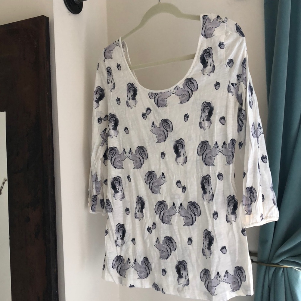 Squirrel print long sleeve tee
